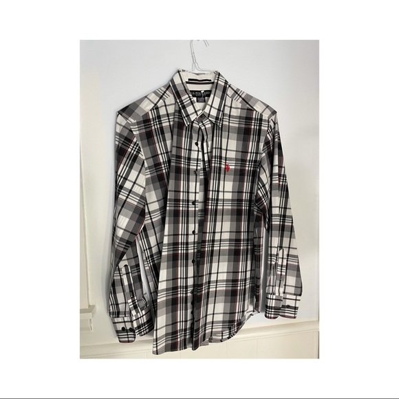 US Polo ASSN Button Down. Great condition- Large - Picture 1 of 3